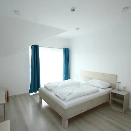 Aqua 2* Komárom